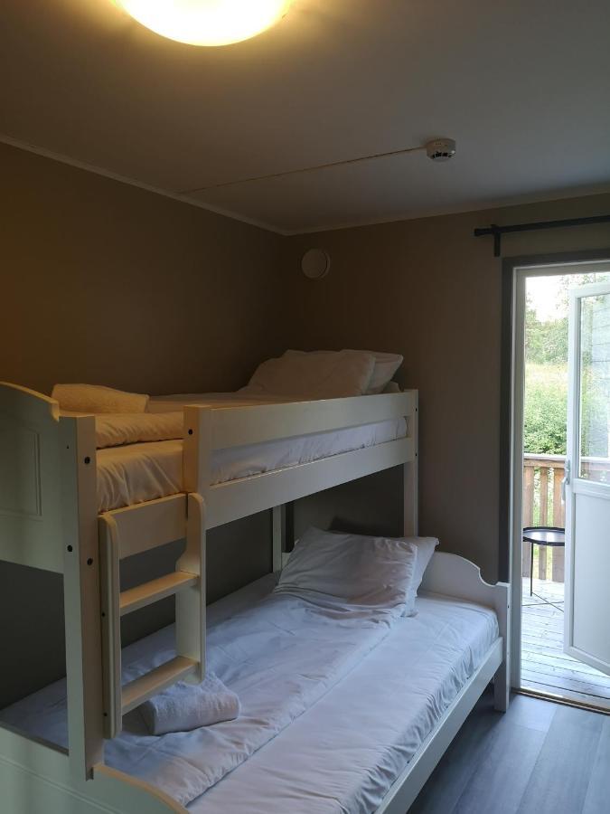 Kinsarvik Hostel Экстерьер фото